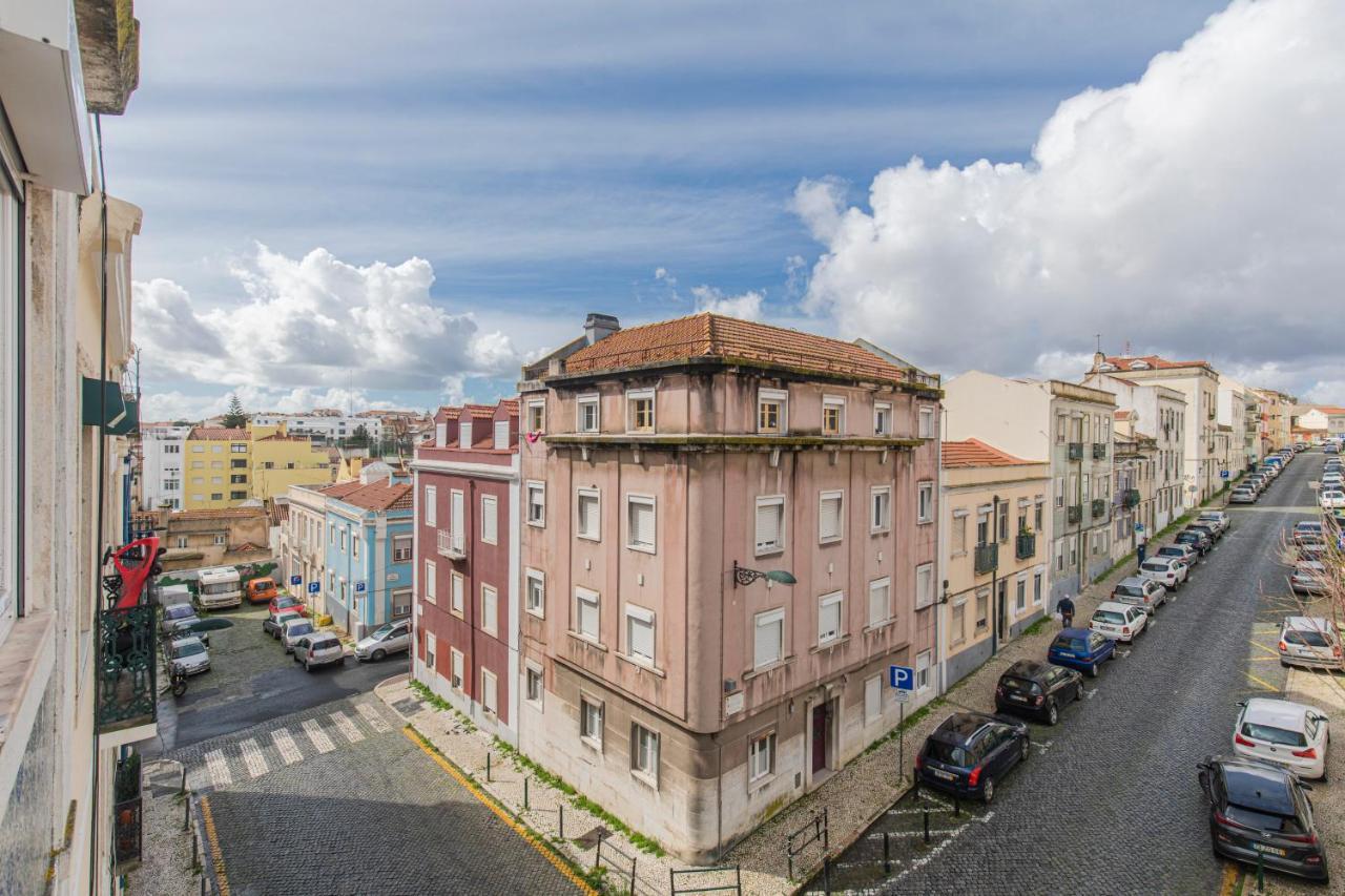 Graceful 2Bdr Duplex Apartment By Lovelystay Lisbon Exterior photo